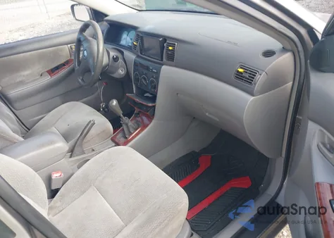 2004 Toyota Corolla Le z USA, uszkodzony, nr VIN 2T1BR32E74C302518